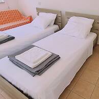 49 AN- Nissi Heaven Studio