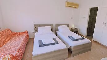 49 AN- Nissi Heaven Studio