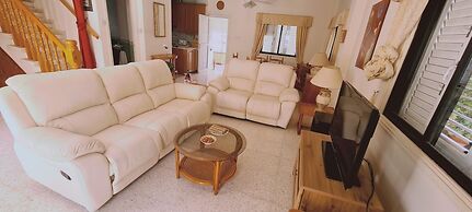 15 ATH - Swallow s Nest Villa
