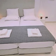 50 AN 2 - Mezarina 2 Apartment