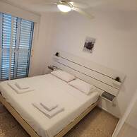 21 KAP - Frederick Penthouse