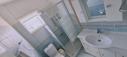 21 KAP - Frederick Penthouse