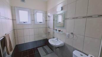 40 PRO 2 - Sunrise Beach Apt 2