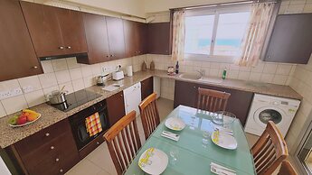 40 PRO 2 - Sunrise Beach Apt 2