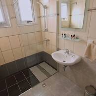 40 PRO 2 - Sunrise Beach Apt 2