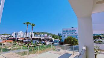40 PRO 2 - Sunrise Beach Apt 2
