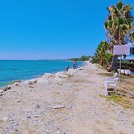 52 MEN - Sea Gem Apartment