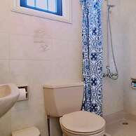 52 MEN - Sea Gem Apartment