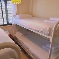 52 MEN - Sea Gem Apartment