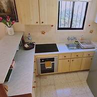 52 MEN - Sea Gem Apartment
