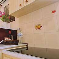 52 MEN - Sea Gem Apartment