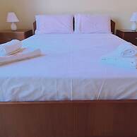 52 MEN - Sea Gem Apartment