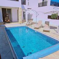 47 PEY - Peyia Kamelia Villa