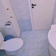 35 LCA - Camelia Apartment