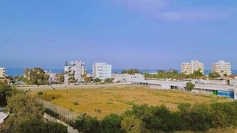 35 LCA - Camelia Apartment