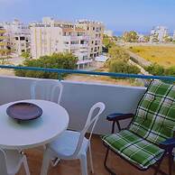 35 LCA - Camelia Apartment