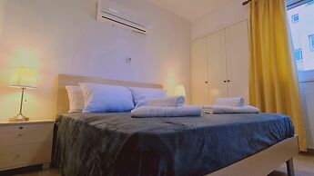 35 LCA - Camelia Apartment