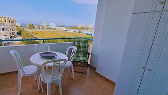 35 LCA - Camelia Apartment