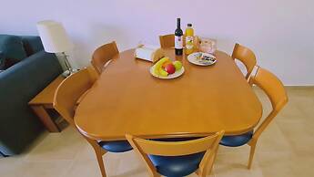 35 LCA - Camelia Apartment