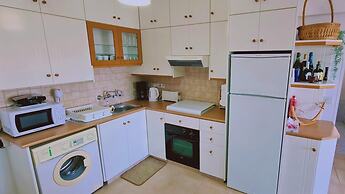 35 LCA - Camelia Apartment