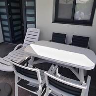 14 AN - 113 Nissi Twins Apartment