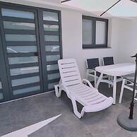 14 AN - 113 Nissi Twins Apartment