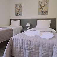 14 AN - 113 Nissi Twins Apartment