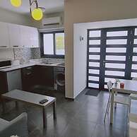 14 AN - 113 Nissi Twins Apartment