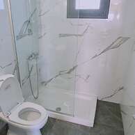 14 AN - 114 Nissi Twins Apartment