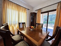 25 AN - Pernera House