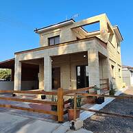 25 AN - Pernera House