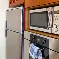 Stay Gold Feathers Apartment