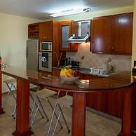 Stay Gold Feathers Apartment