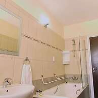 40 PRO 1 - Sunrise Beach Apt 1