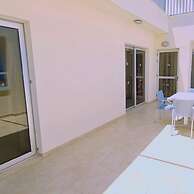 40 PRO 1 - Sunrise Beach Apt 1