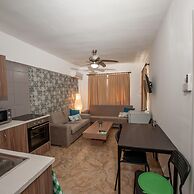 00 HA - HA De Co B in Ayia Napa