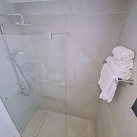 Stay Sunshine Aura in Protaras