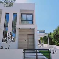 Stay Sunshine Aura in Protaras