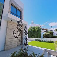 Stay Sunshine Aura in Protaras