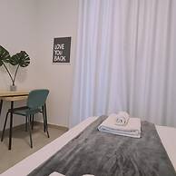 Stay Sunshine Aura in Protaras