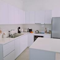 Stay Sunshine Aura in Protaras