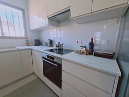 26 CLR - Stay Bellevue Apartment