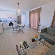 26 CLR - Stay Bellevue Apartment