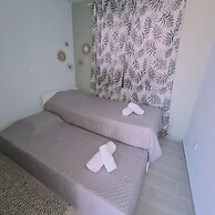 26 CLR - Stay Bellevue Apartment
