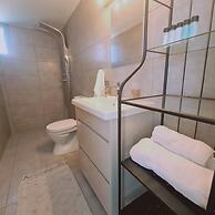 26 CLR - Stay Bellevue Apartment