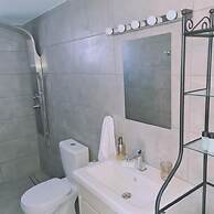 26 CLR - Stay Bellevue Apartment