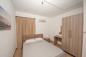 00 HA - HA DE CO A in Ayia Napa