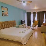 06 LIM - Eden Beach Studio