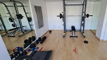 06 LIM - Eden Beach Studio