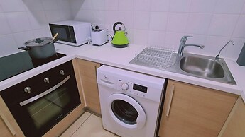 06 LIM - Eden Beach Studio